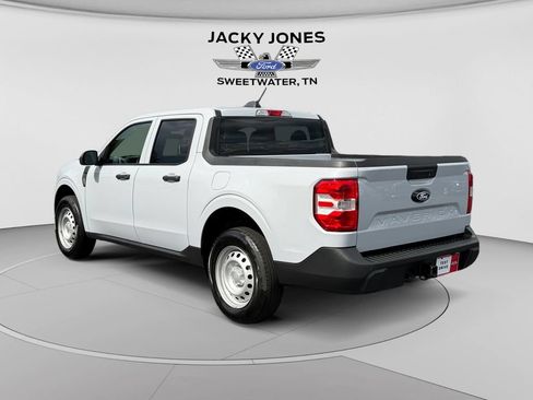 Used 2025 Ford Maverick XL w/ Equipment Group 102A AWD/4WD image 3
