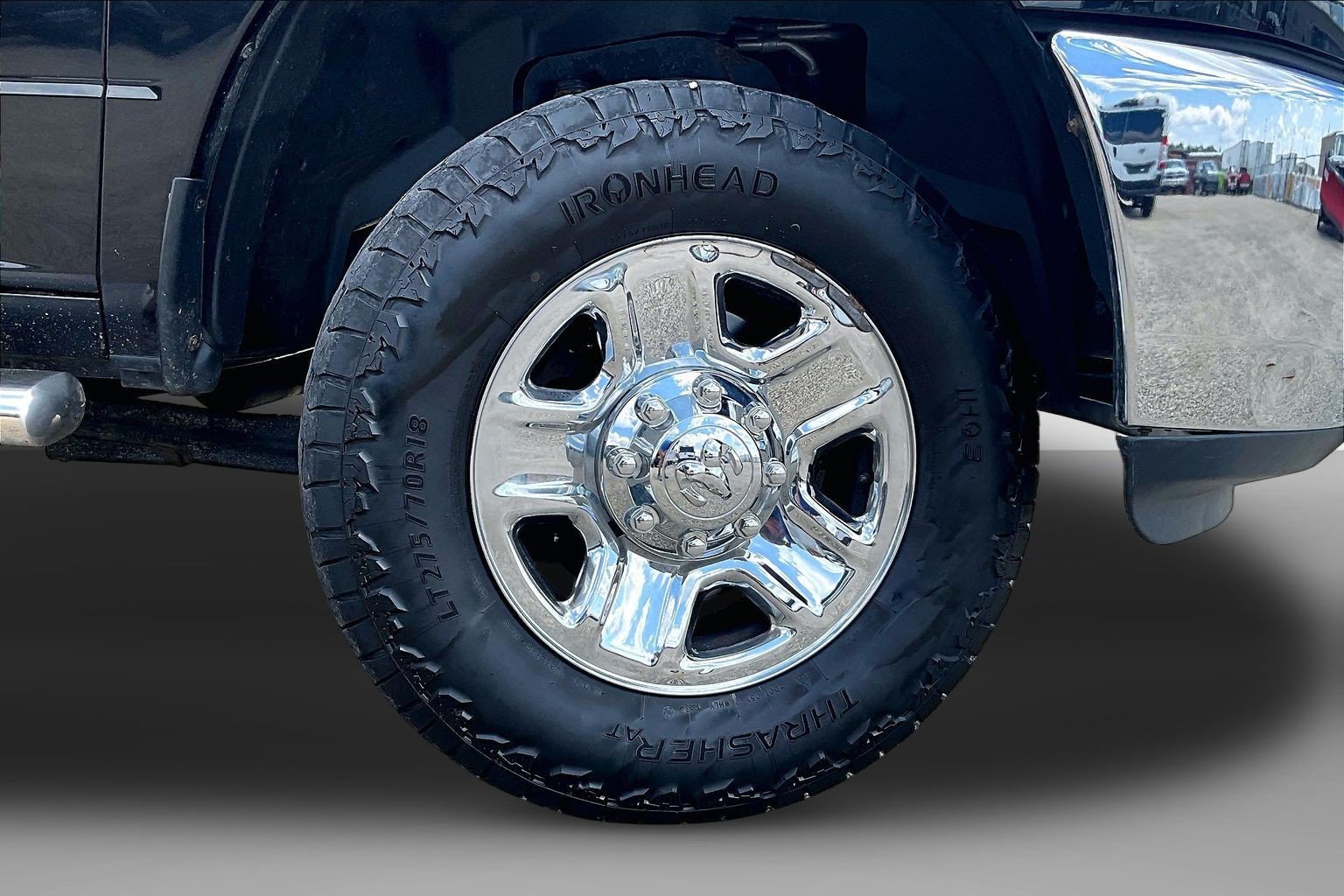 Used 2017 RAM 2500 Tradesman w/ Chrome Appearance Group AWD/4WD image 8