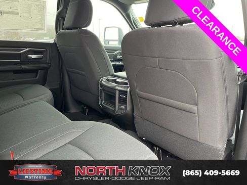 New 2026 RAM 2500 Big Horn AWD/4WD image 25
