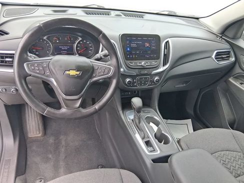 Used 2022 Chevrolet Equinox LT FWD image 12