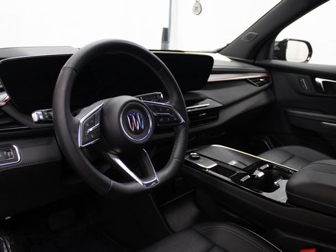 Used 2025 Buick Enclave Sport Touring image 14