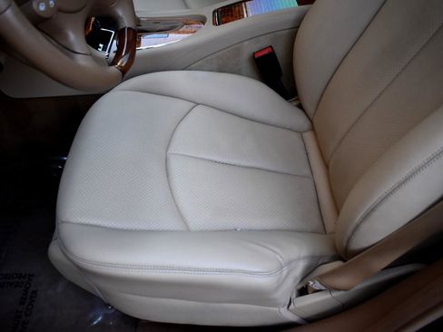 Used 2008 Mercedes-Benz E 350 4MATIC Wagon image 31