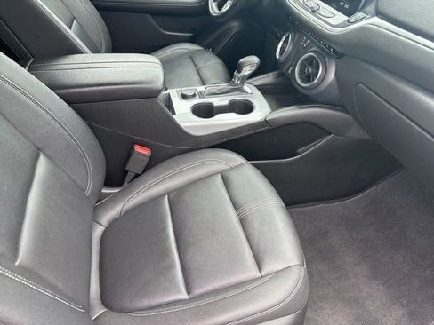 Used 2023 Chevrolet Blazer LT FWD image 39