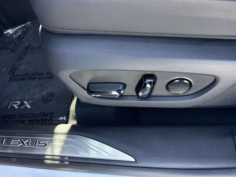 Certified 2025 Lexus RX 350 FWD image 12