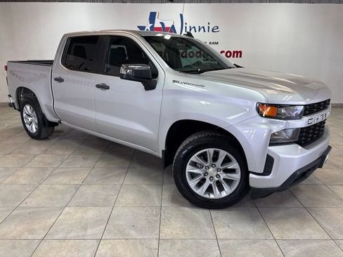 Used 2022 Chevrolet Silverado 1500 Custom RWD image 4