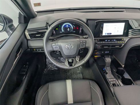 Certified 2025 Toyota Camry SE FWD image 37