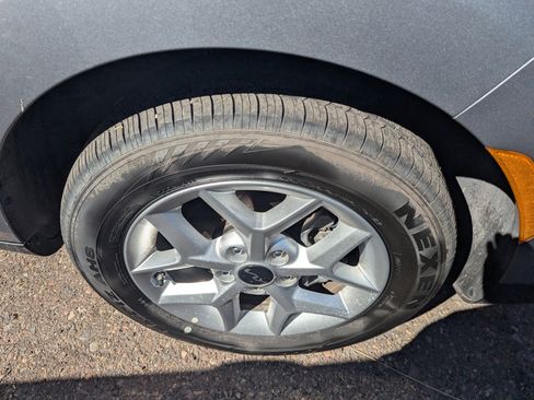 Certified 2025 Kia Soul S image 6