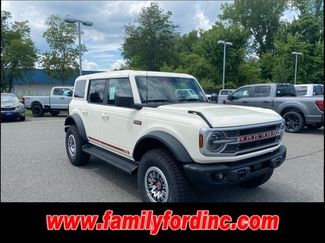 New 2026 Ford Bronco Outer Banks w/ Sasquatch Package AWD/4WD video 1