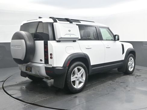 Used 2022 Land Rover Defender 110 SE AWD/4WD image 7