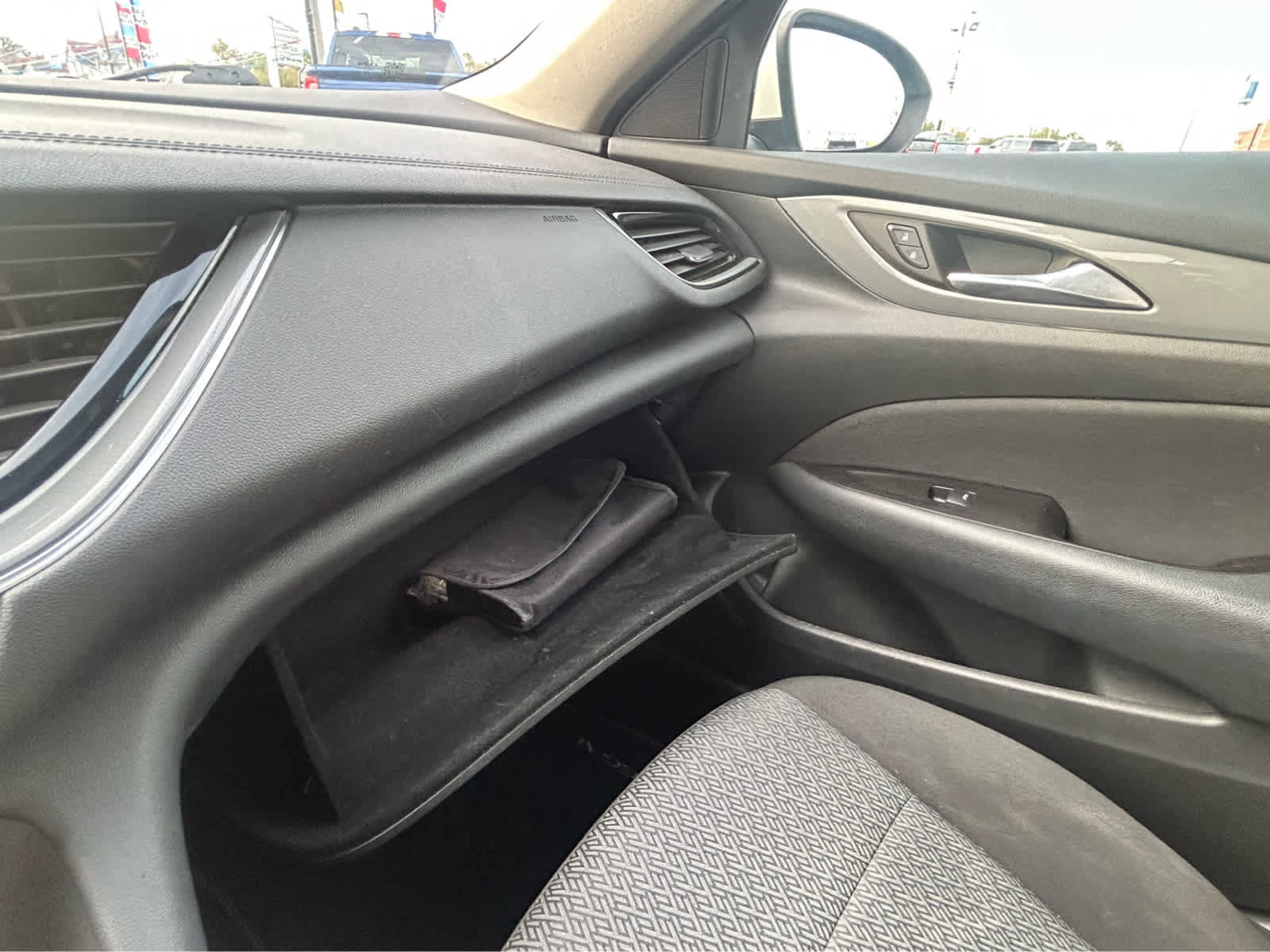 Used 2019 Buick Regal Preferred FWD image 41