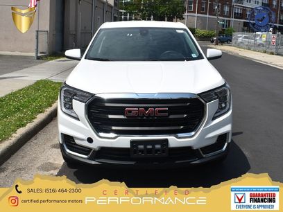 Used 2024 GMC Terrain SLE