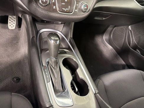 Used 2016 Chevrolet Malibu LT image 18