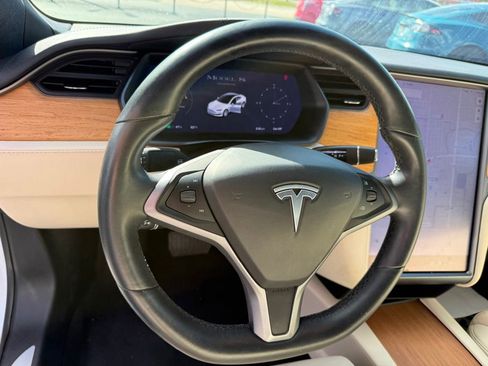 Used 2020 Tesla Model S AWD image 10