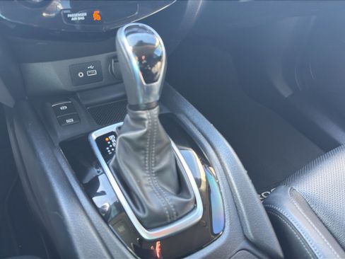 Used 2022 Nissan Rogue Sport SL image 20