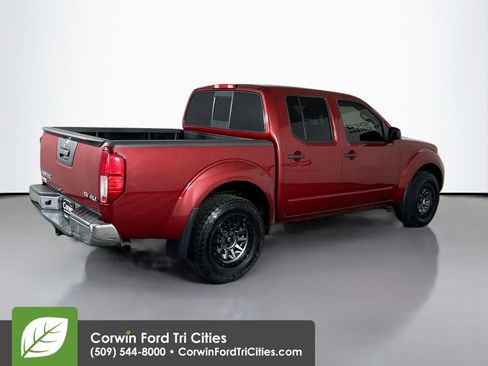 Used 2019 Nissan Frontier SV AWD/4WD image 14