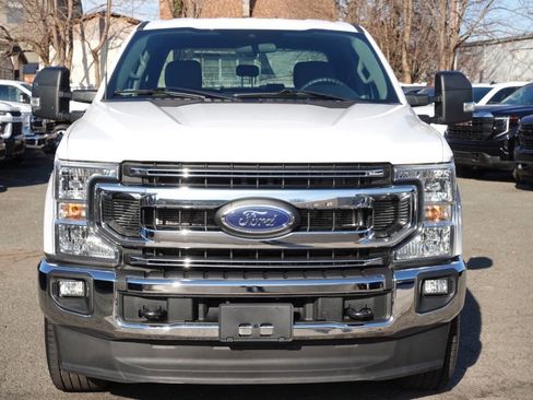 Used 2022 Ford F350 XLT w/ XLT Value Package image 5
