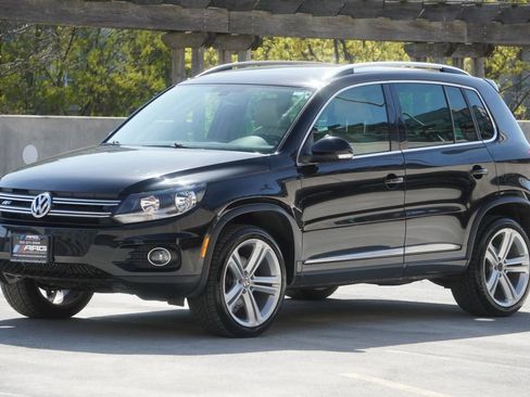 Used 2016 Volkswagen Tiguan R-Line AWD/4WD image 3
