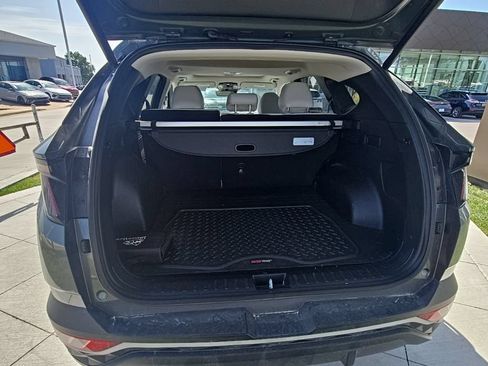 Used 2022 Hyundai Tucson SEL w/ Convenience + Premium Package FWD image 9