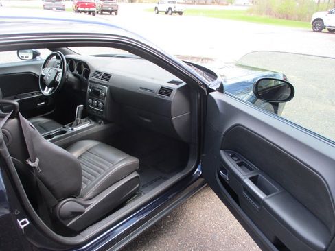 Used 2012 Dodge Challenger R/T Plus RWD image 21