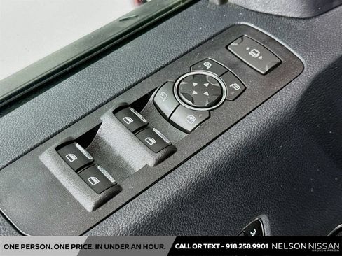 Used 2022 Ford F250 Lariat w/ Black Appearance Package AWD/4WD image 18