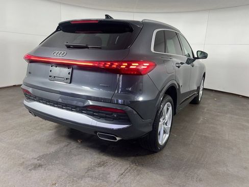 Used 2025 Audi Q5 Premium Plus w/ Premium Plus image 7