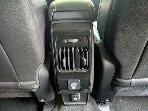 Certified 2022 Jeep Compass Limited w/ Sun and Sound Group image 23