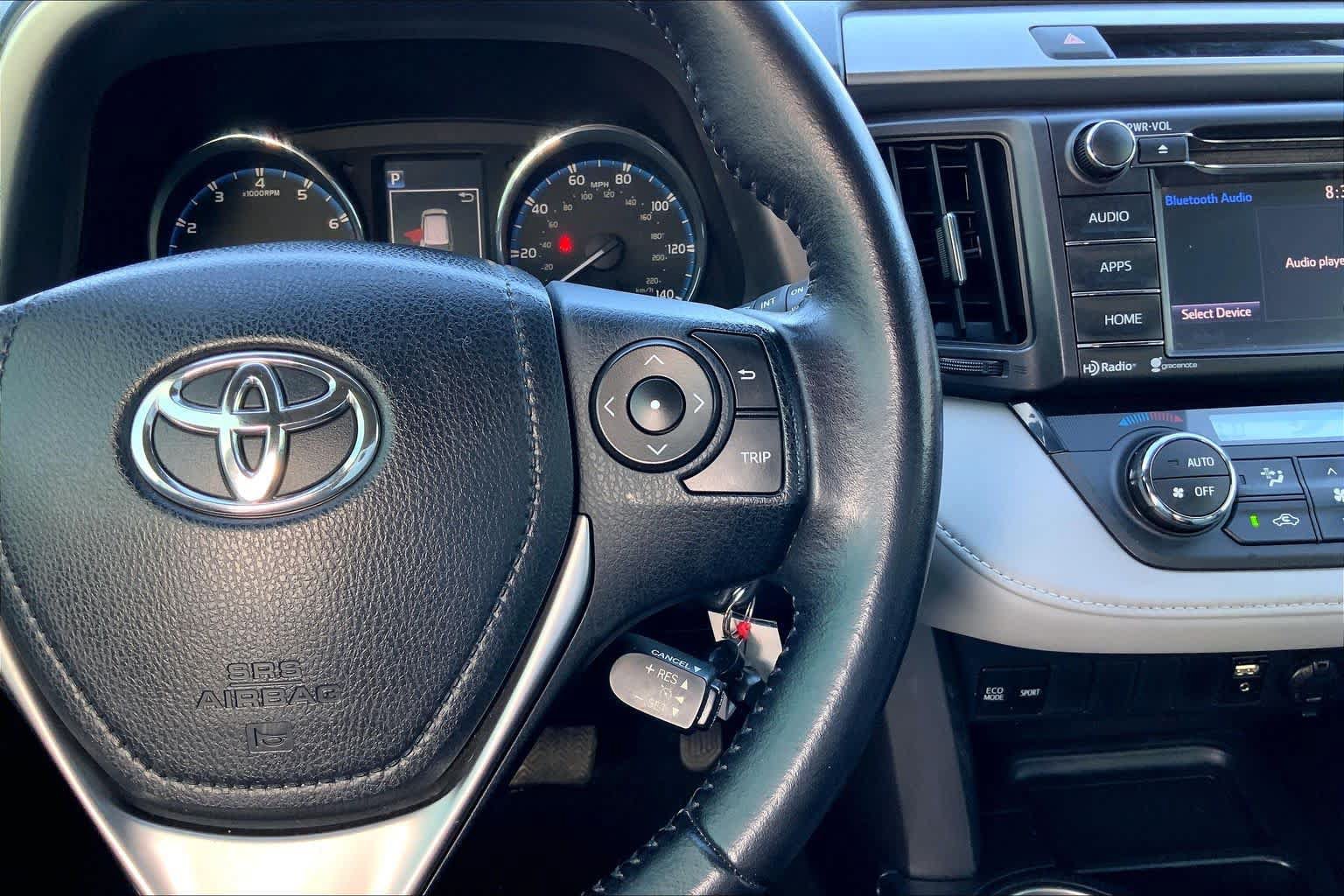 Used 2016 Toyota RAV4 XLE FWD image 22