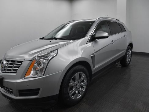 Used 2015 Cadillac SRX Luxury w/ Driver Awareness Package image 3