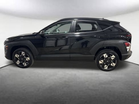 Used 2024 Hyundai Kona SEL image 2
