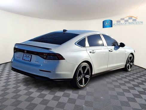 Used 2024 Honda Accord Sport image 6