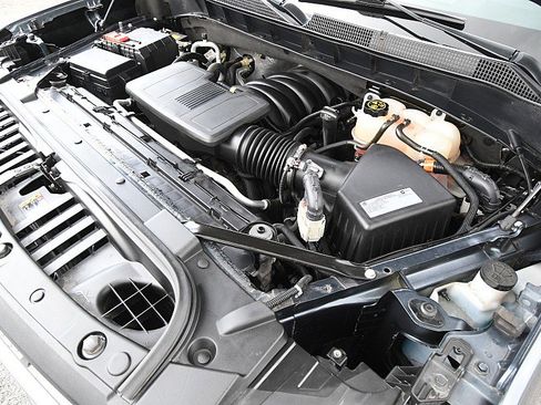 Used 2019 Chevrolet Silverado 1500 LT w/ All-Star Edition image 28