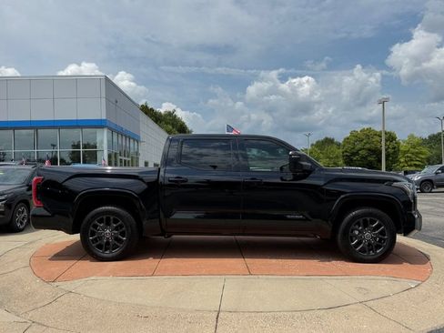 Used 2023 Toyota Tundra Platinum w/ Advanced Package AWD/4WD image 8
