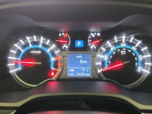 Used 2019 Toyota 4Runner SR5 Premium image 14