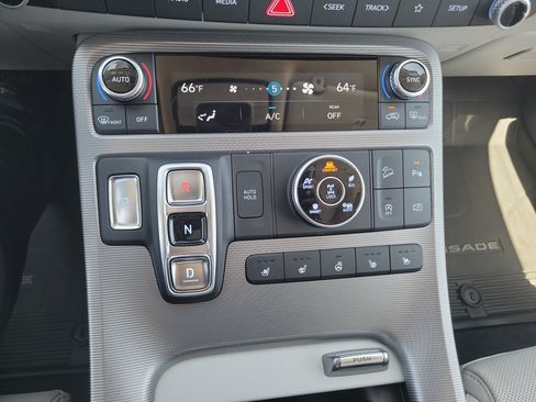 Used 2025 Hyundai Palisade Calligraphy AWD/4WD image 27