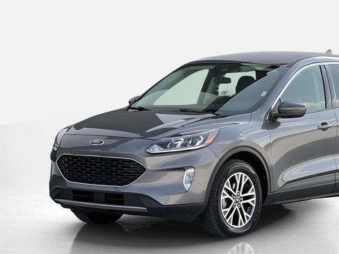Used 2022 Ford Escape SEL image 10