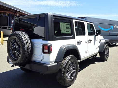 New 2026 Jeep Wrangler Unlimited Sport AWD/4WD image 5
