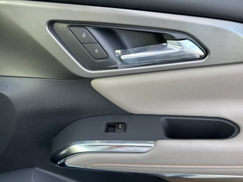 New 2026 Chevrolet Traverse LT FWD image 20