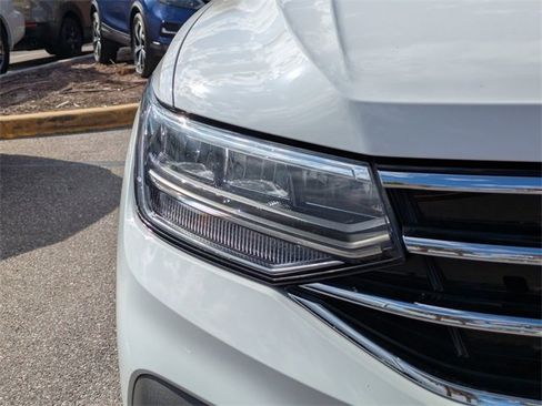 Used 2024 Volkswagen Tiguan S image 8