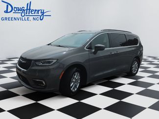 Used 2022 Chrysler Pacifica Touring-L FWD video 1