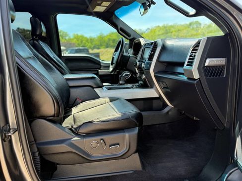 Used 2015 Ford F150 Lariat image 16