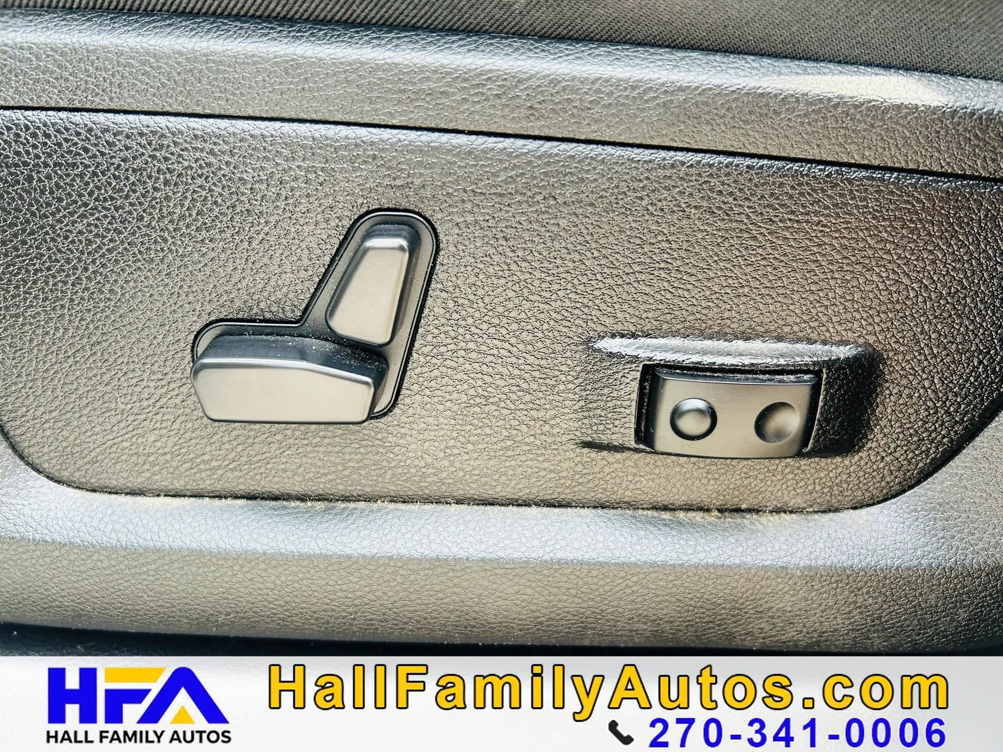 Used 2024 RAM 2500 Laramie AWD/4WD image 35