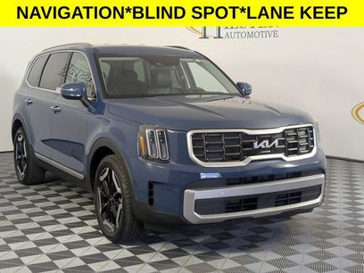Used 2023 Kia Telluride S