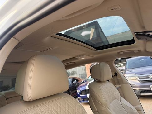 Used 2018 BMW 750i xDrive image 13