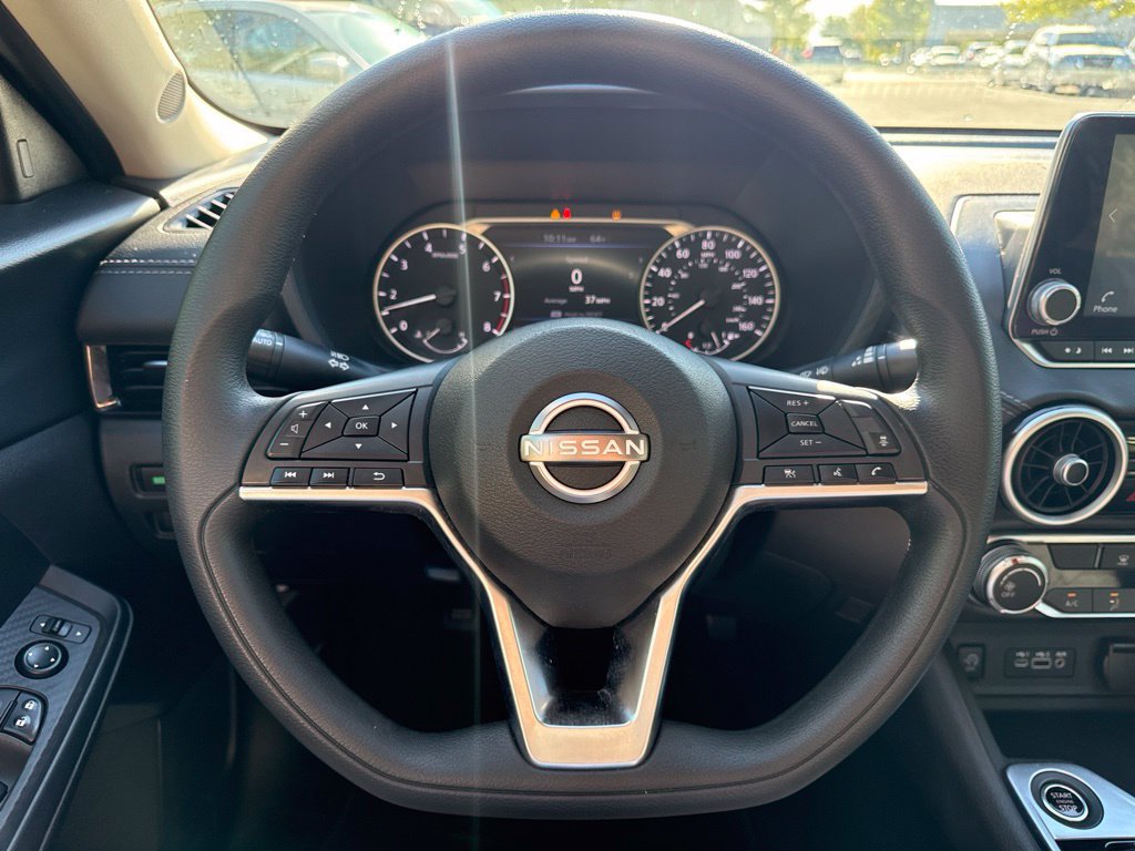 Used 2025 Nissan Sentra SV FWD image 23