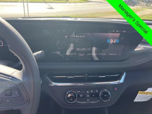 New 2026 Buick Envista Sport Touring FWD image 18