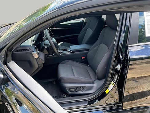 Certified 2025 Toyota Camry LE w/ Convenience Package AWD/4WD image 8