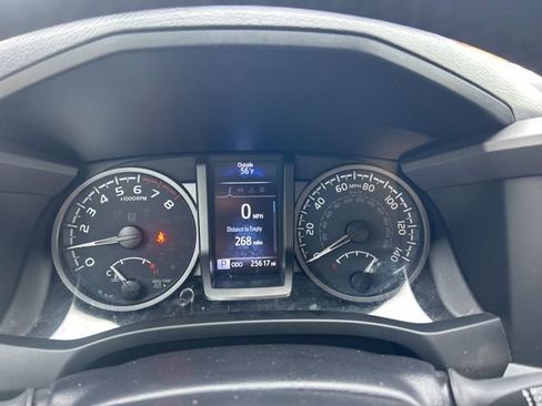 Used 2023 Toyota Tacoma TRD Off-Road image 12