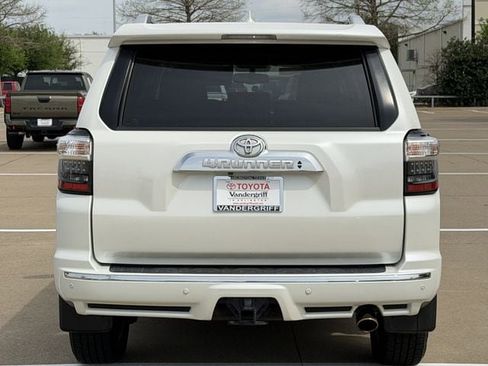 Used 2016 Toyota 4Runner Limited image 5