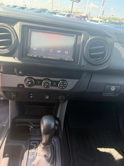 Used 2019 Toyota Tacoma SR w/ SR Convenience Package RWD image 17