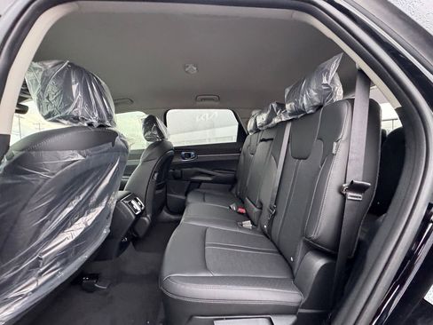 New 2026 Kia Sorento S image 8